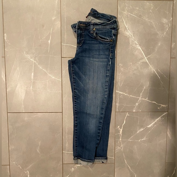 Kut from the Kloth rolled denim size 4 - Picture 4 of 4